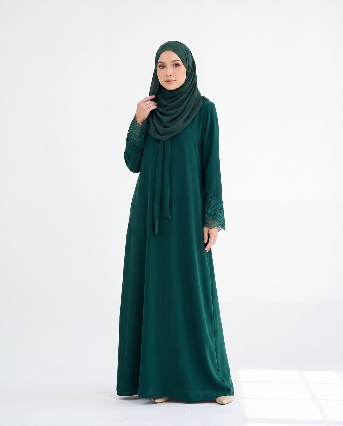 Aria Lace-Detailed Front-Tie Abaya
